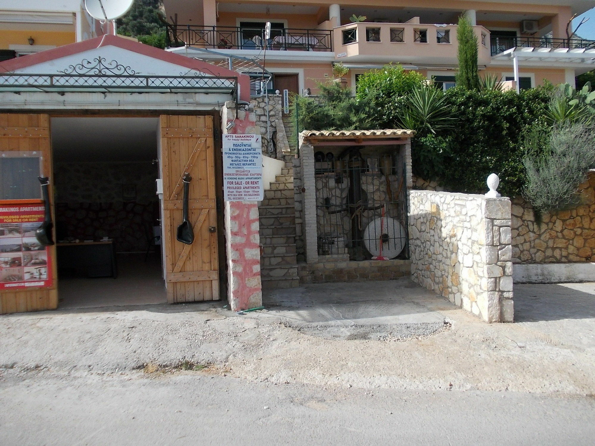 Sarakinos Apartments Barbati Ngoại thất bức ảnh