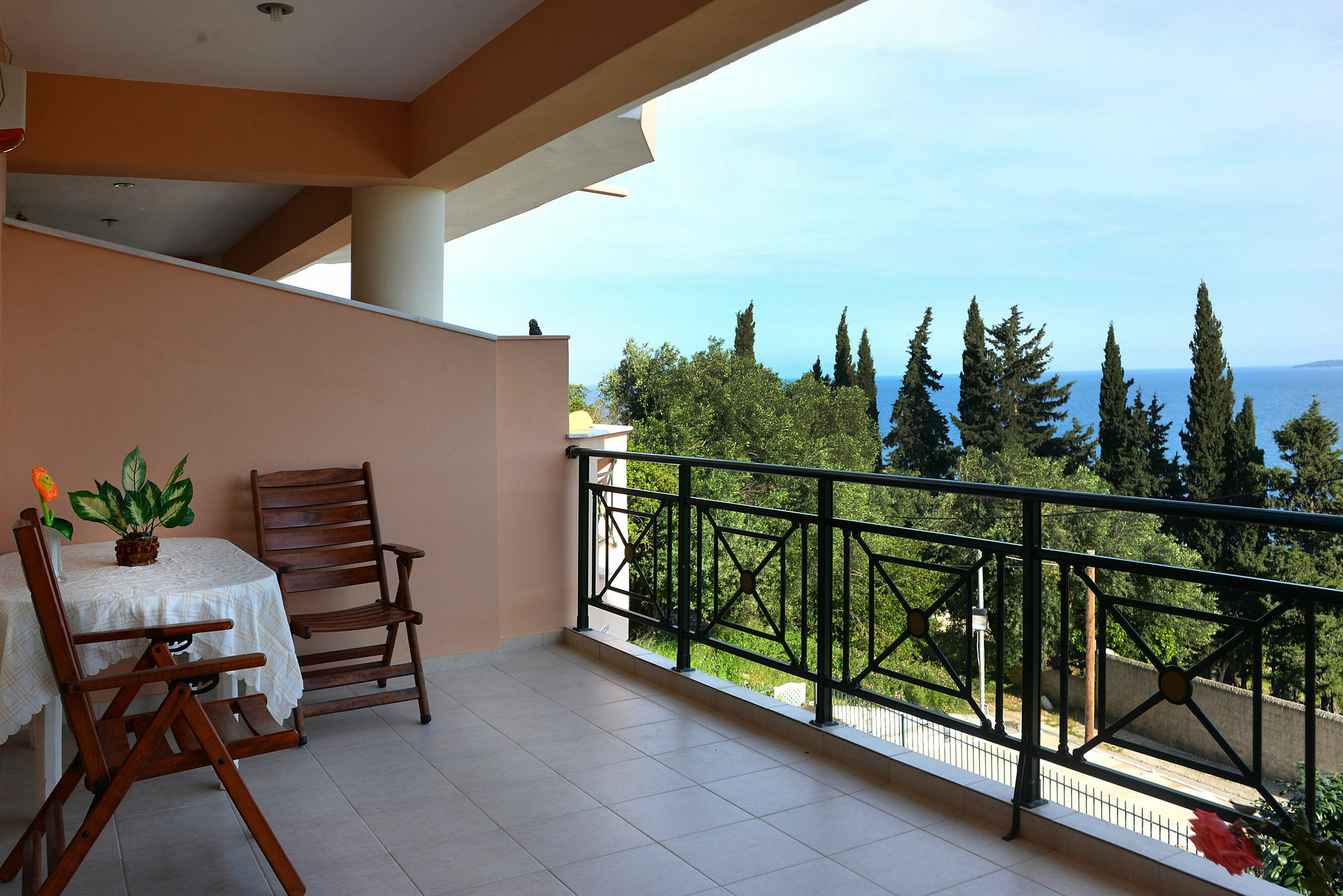 Sarakinos Apartments Barbati Ngoại thất bức ảnh