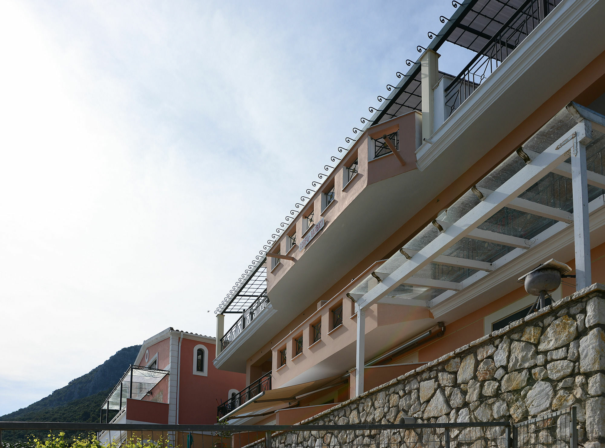 Sarakinos Apartments Barbati Ngoại thất bức ảnh